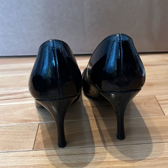4/$20 Expression Size 9 Peep toe shoe - Picture 3 of 9